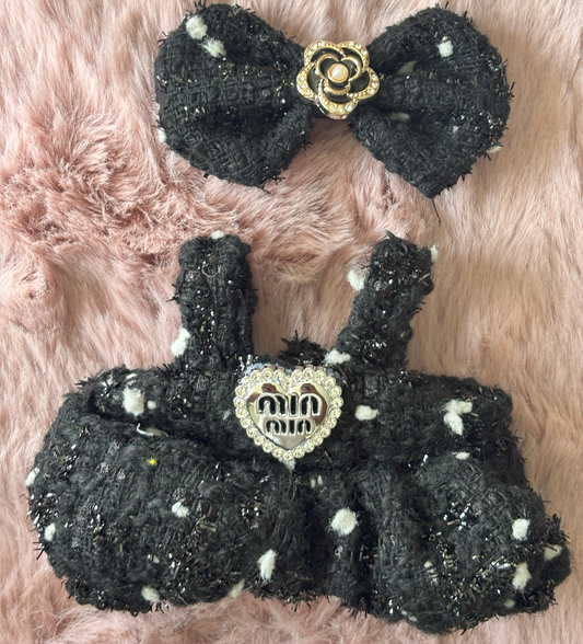 Lubu Min Black  Charm Set